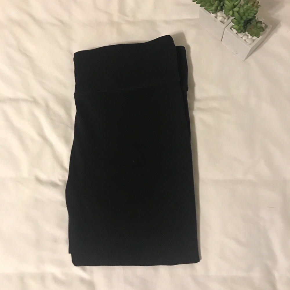 fabletics capri leggings